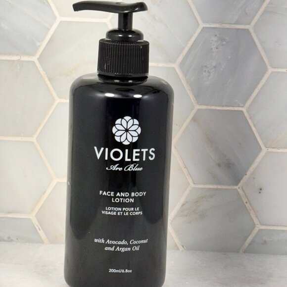 Violets Are Blue - Organic Argan & Coconut Face +Body Lotion| Natural, Non-Toxic - Picture 1 of 3